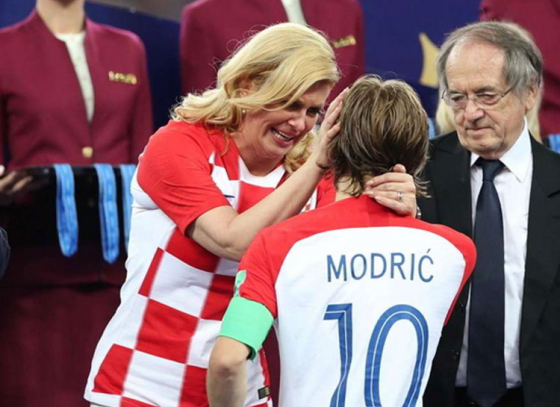 Croatian president wins hearts smiling in defeat