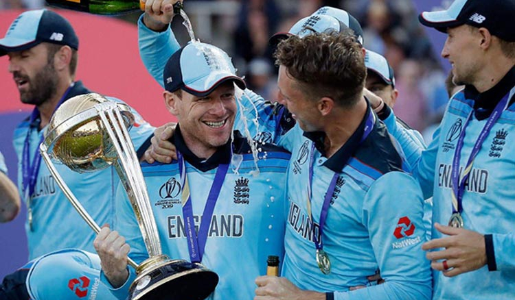 World Class Team Painting Lord’s Blue