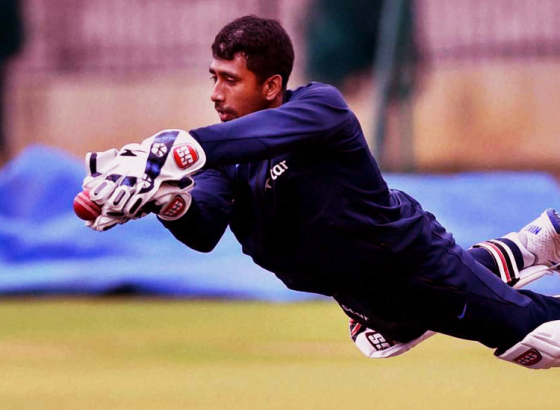 Indian wicket keeper underwent finger fracture surgery
