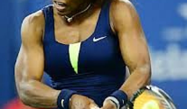 Australian Open: Serena Williams moves to next round despite injury