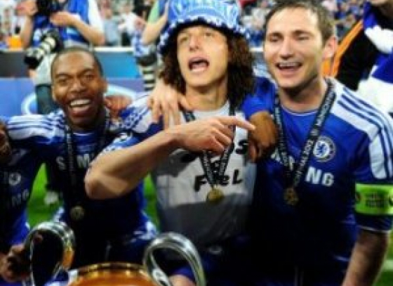 David Luiz’s last moment kick propelled Chelsea to victory by 2-1 in the Europa League semi-final