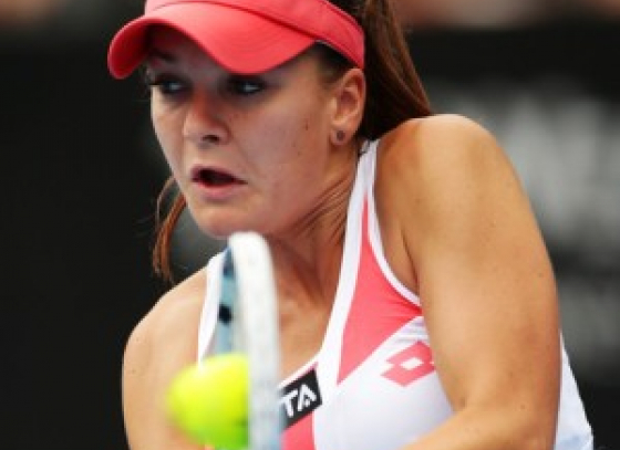 French Open: Agnieszka Radwanska banged Shahar Peer to win her debut match