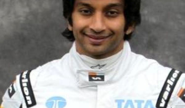 Narain Karthikeyan clinched his second successive pole in the Auto GP