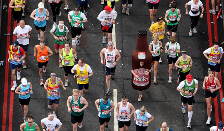 Record numbers to run 35th London Marathon