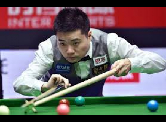 China's Ding one frame from elimination at snooker Worlds