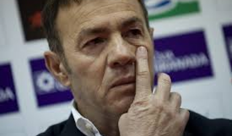 Struggling Granada sack coach Resino