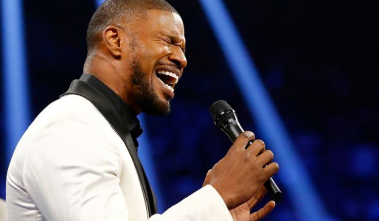 Foxx sang national anthem at Mayweather-Pacquaio fight