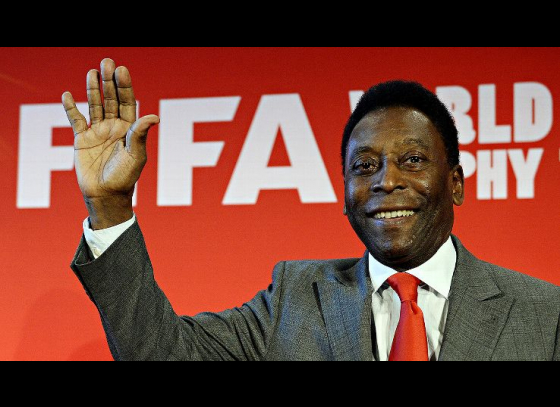 Pele recovering in hospital after prostate surgery