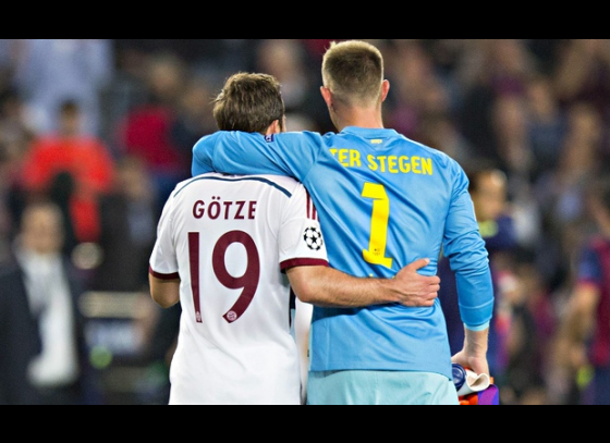 Bayern's Gotze apologises for sharing joke with Barcelona keeper