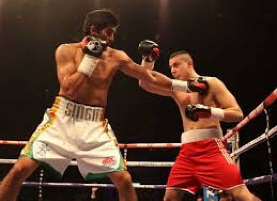 Vijender continues winning spree in professional boxing
