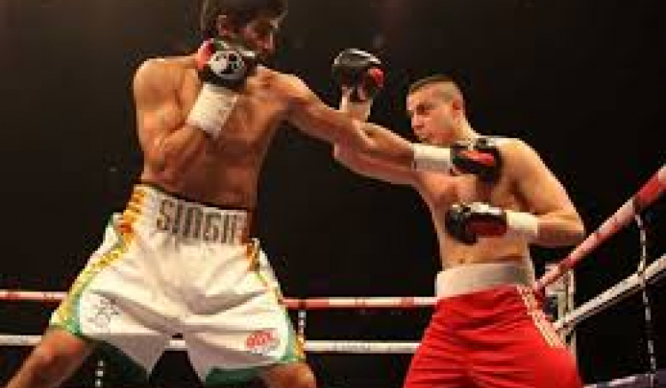 Vijender continues winning spree in professional boxing