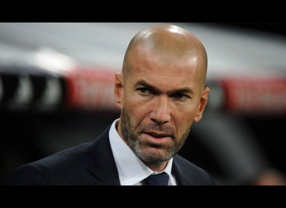 Real Madrid coach Zidane worried despite late win over Las Palmas
