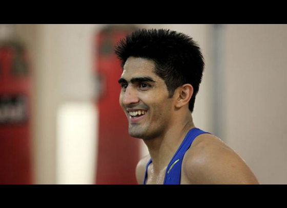 Boxer Vijender heads to London for next fight