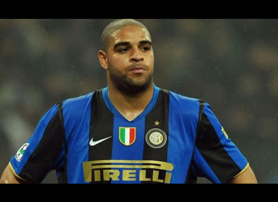 Adriano extends contract with Barcelona until 2017