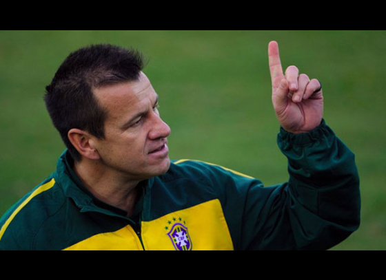 Dunga predicts difficult World Cup qualification for Brazil