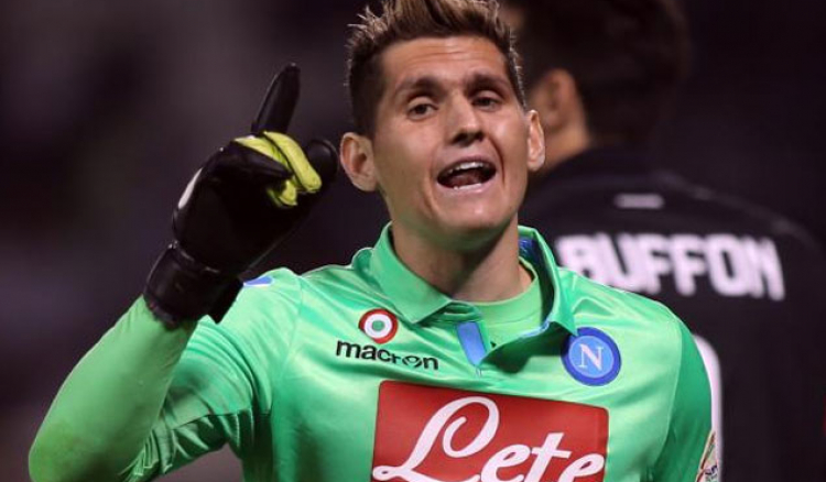 Sao Paulo eyeing move for Napoli keeper