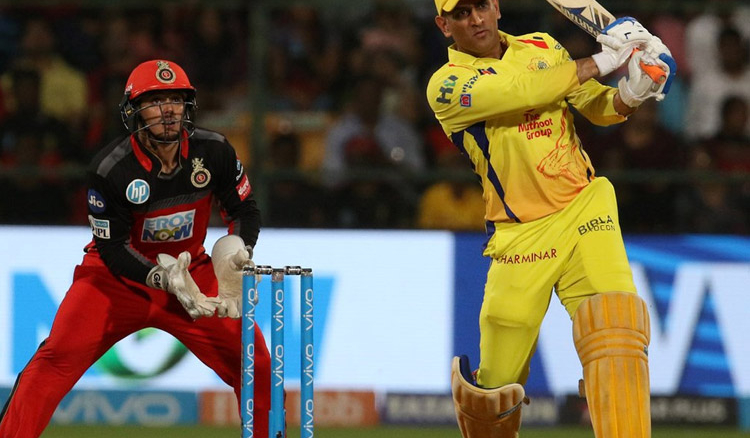 Dhoni wins the match for CSK against RCB